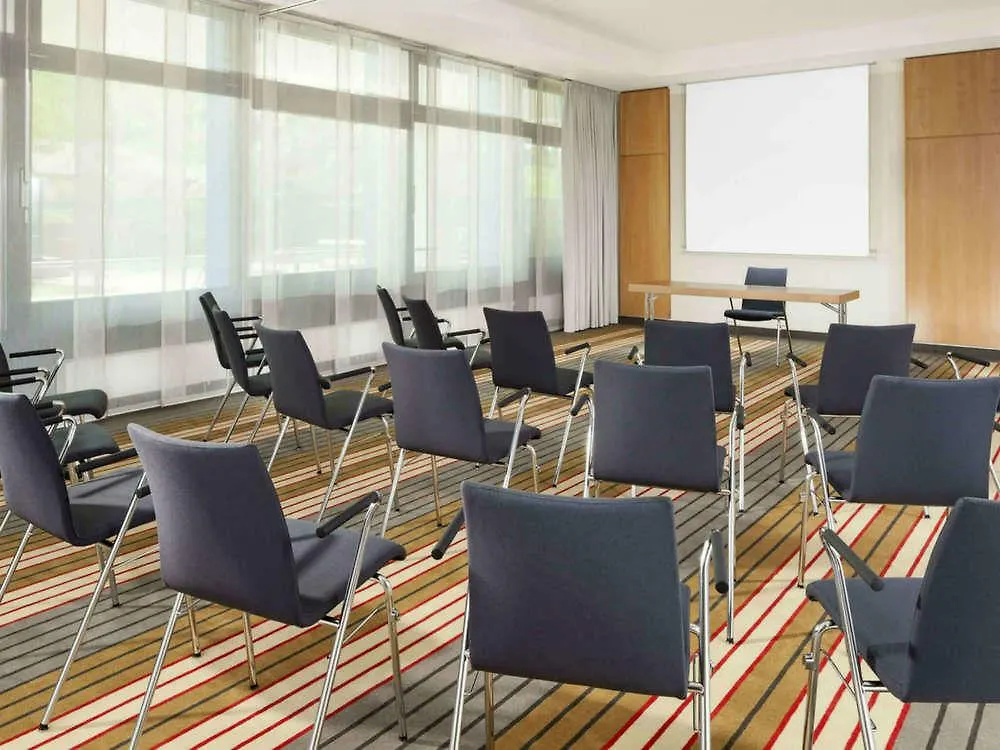 Residence Inn By Marriott Munich Central Hotel