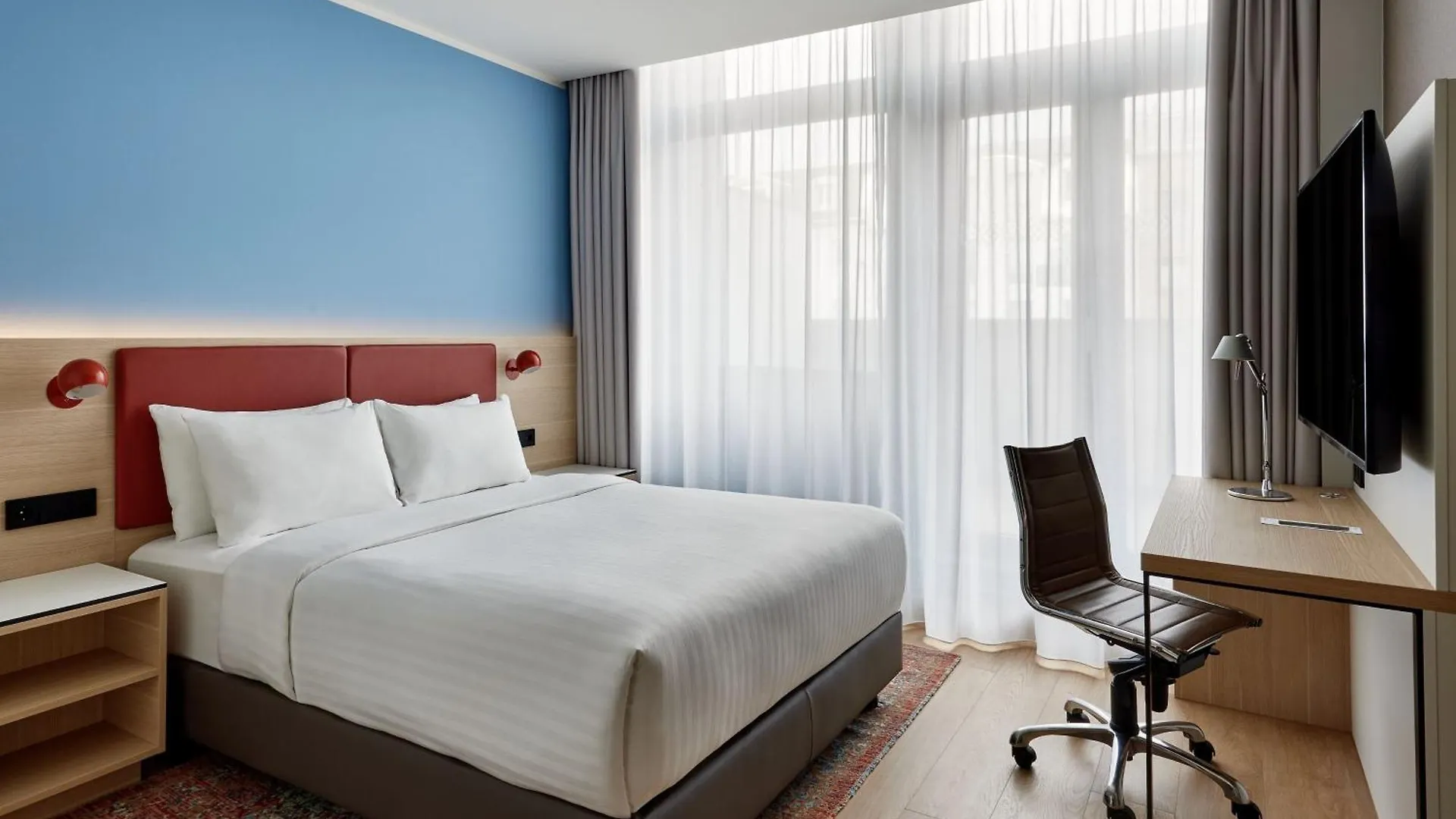 Residence Inn By Marriott Munich Central Hotel