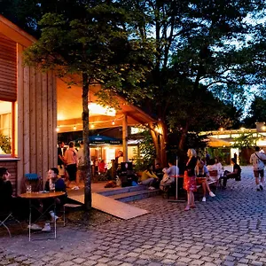  Hostel The Tent - Youth Only - Buchung Leider Nur Bis 30 Jahre Moeglich! Almanya