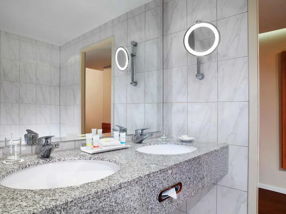 Four Points by Sheraton München Central 4*, Múnich