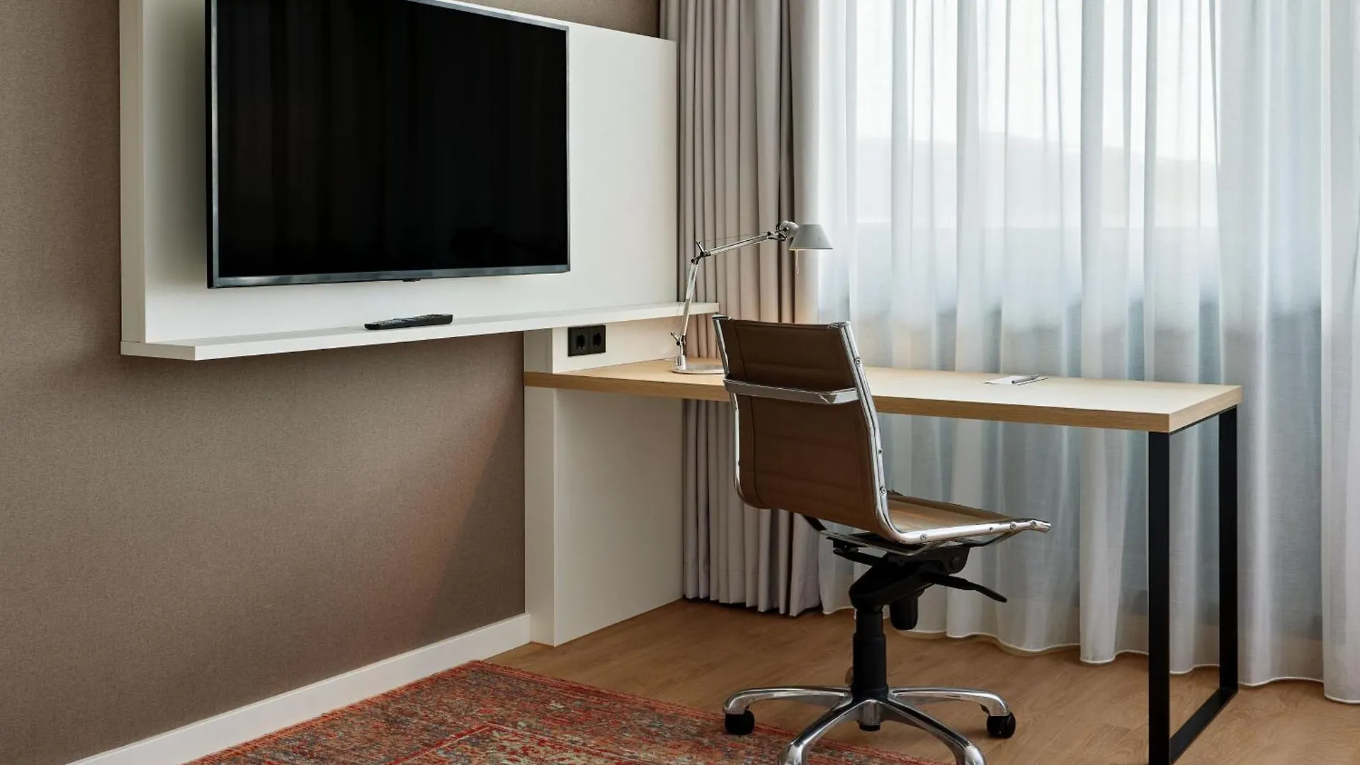 Residence Inn By Marriott Munich Central Hotel
